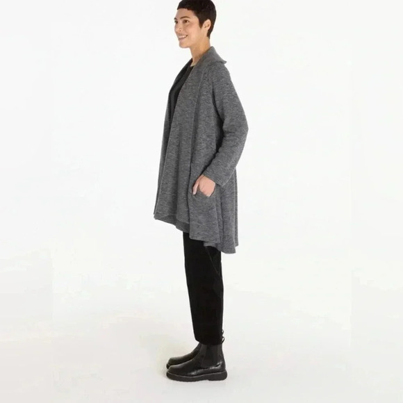 * NWOT* Cut • Loose | Crimped Fabric Swing Coat - Picture 2 of 10